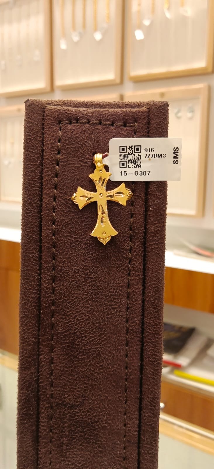 Cross Dollar